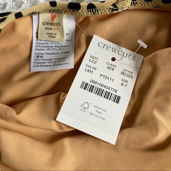 ✨🆕✨ Crewcuts one-piece swimsuit with UPF 50+ - Picture 9 of 9